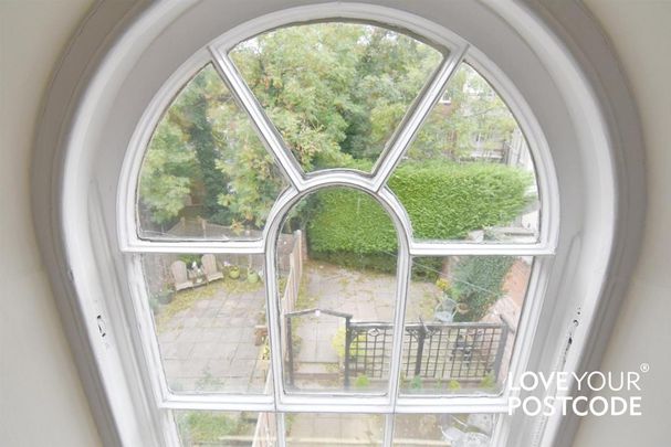 3 bedroom terraced house to rent - Photo 1