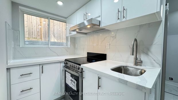 For Lease - 3 Lennon Trail Unit# 2-B, Brampton, Ontario - Photo 1