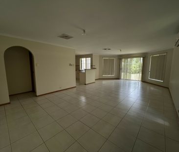 Beautiful Family Home in Tanunda - Photo 1