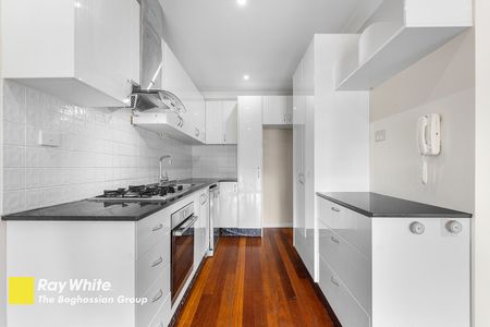 Home For Rent - Photo 3