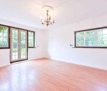 High Street, Chobham, GU24 - Photo 6