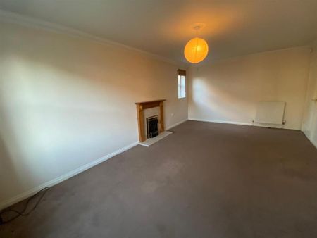 4 bedroom detached house to rent - Photo 4