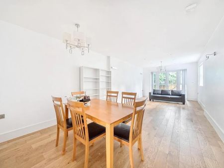 4 Bed Maisonette, Milton Park, N6 - Photo 2