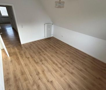 Renovierte 3 Zimmer Wohnung in Brake - Photo 1