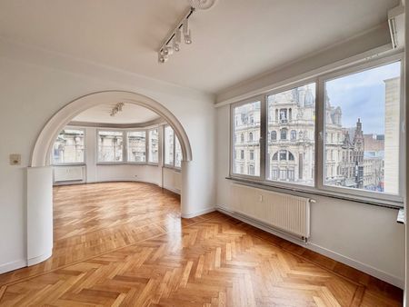 Instapklaar 2-slaapkamerappartement met zijzicht op de Meir ca. 140 m² - Foto 5