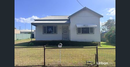 Three Bedroom Home in Aberdare! Apply today using 2Apply- Inspection code is Urban - Photo 2
