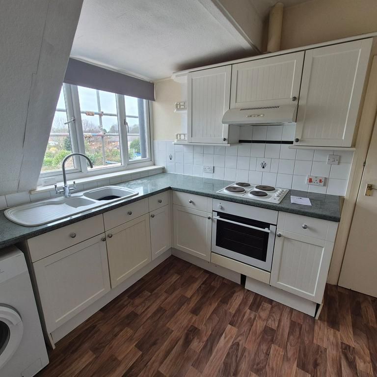 1 bedroom flat to rent - Photo 1