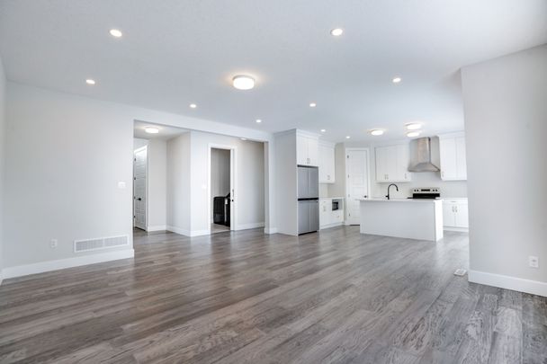 For Lease - 3328 Oriole Drive Unit# UPPER, London South, Ontario - Photo 1