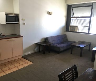 Fully furnished two bedroom apartment in the heart of Brisbane - Photo 2