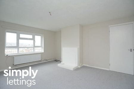 2 Bed property for rent - Photo 4