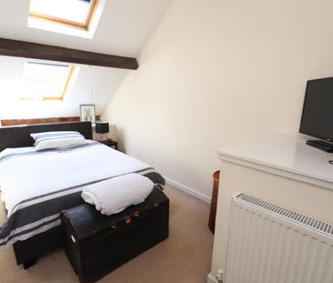 2 bedroom flat to rent - Photo 4