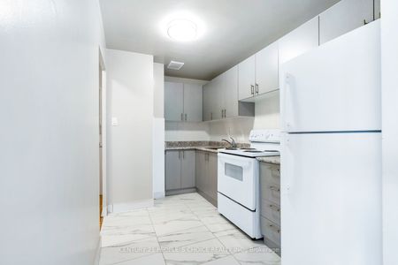 For Lease - 1219 Dundas Street Unit# 106, Mississauga, Ontario - Photo 4