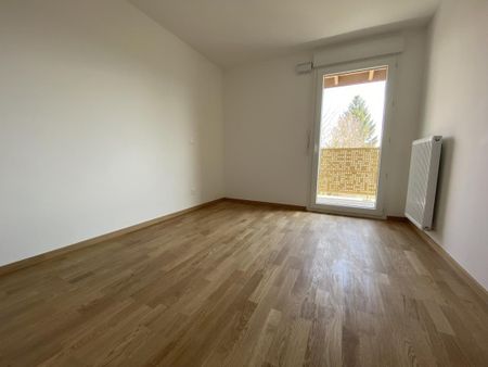 Location Appartement 3 pièces 67m² POISY 74330 - Photo 3