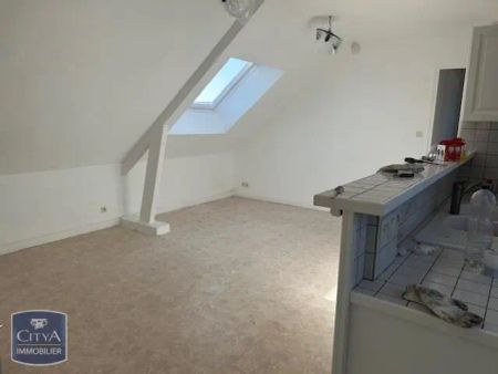 Appartement à louer 4 pièces 72.08m² - Photo 2