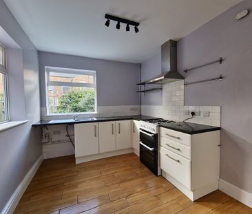 2 Bed Terraced House, Lord Nelson Street, NG2 - Photo 4