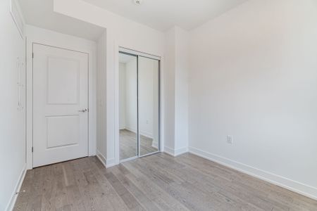 For Lease - 1062 Douglas Mccurdy Comm Court Unit# 229, Mississauga, Ontario - Photo 4