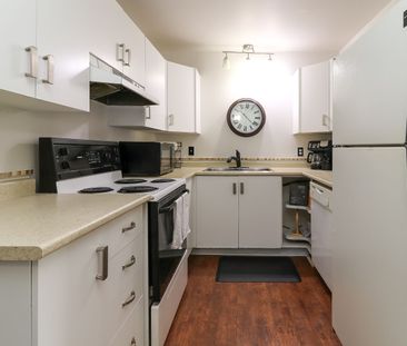 For Lease - 4 Trafalgar Road Unit# 4, Collingwood, Ontario - Photo 3