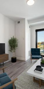 Windwood II — 1 Bedroom + Den - Photo 3