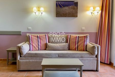 A LOUER GOLF DE PONT ROYAL (13370) MALLEMORT RENOVATION VUE - Photo 4