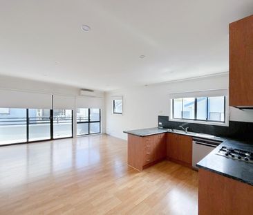 8/675 Centre Road, Bentleigh East VIC 3165 - Apartment For Rent | D... - Photo 6