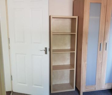 2 bedroom house share to rent - Photo 5