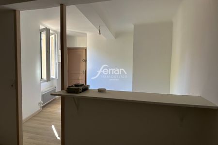 Location Appartement 1 pièce 20m² SALERNES 83690 - Photo 5