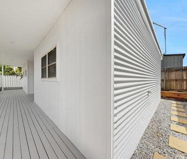 Private, Spacious & Fully Self-Contained One-Bedroom Retreat - Photo 4