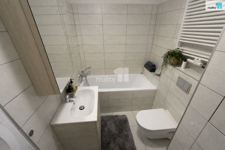 Pronájem bytu 2+kk 49 m² - Photo 2