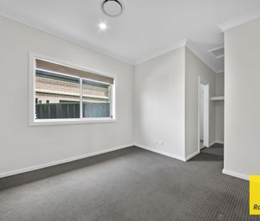 Modern Duplex in a Convenient Location - Photo 3