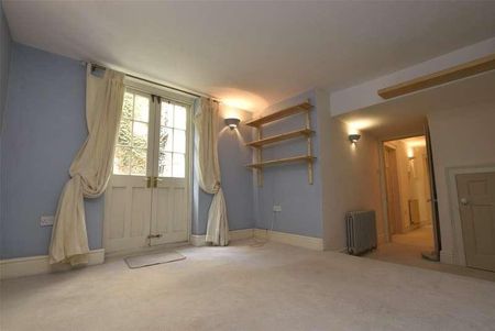 Russell Street, Bath, Somerset, BA1 - Photo 2