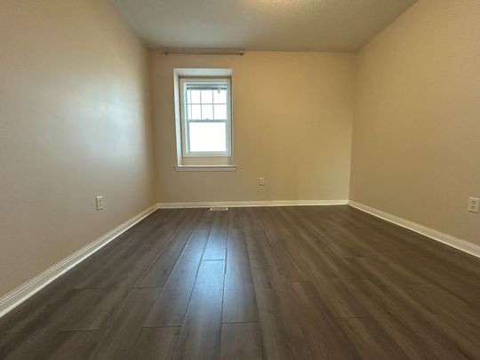 For Lease - 233A Rouge River Dr Drive, Toronto, Ontario - Photo 1