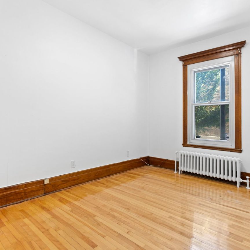 832 Boul. St Joseph E., Montréal (Le Plateau-Mont-Royal), QC H2J - Photo 1