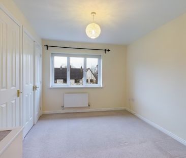 Court View, Stonehouse, Gloucestershire, GL10 - Photo 3