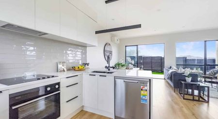 Hobsonville, 3 bedrooms - Photo 3