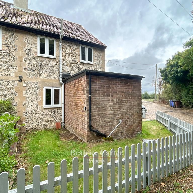 2 bedroom cottage to rent - Photo 1