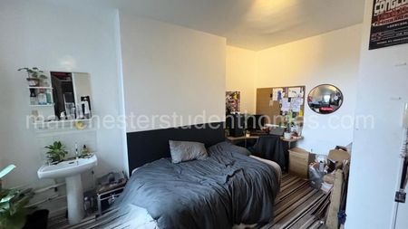 Moss Lane East, Manchester, M14 4PW - Photo 2