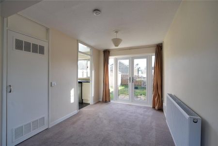 2 bedroom terraced house to rent - Photo 3