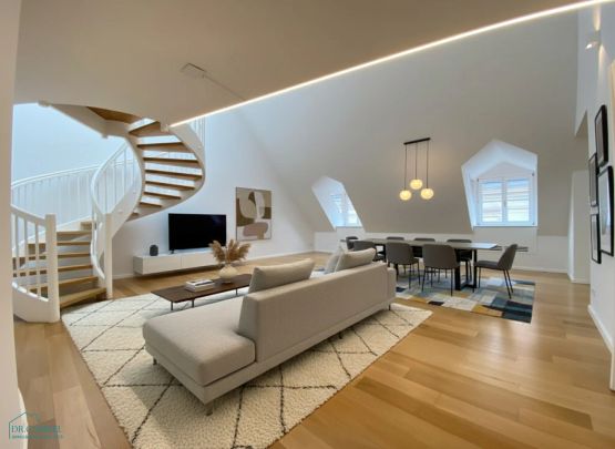 DACHMAISONETTE IN INNENSTADTPALAIS - Photo 1