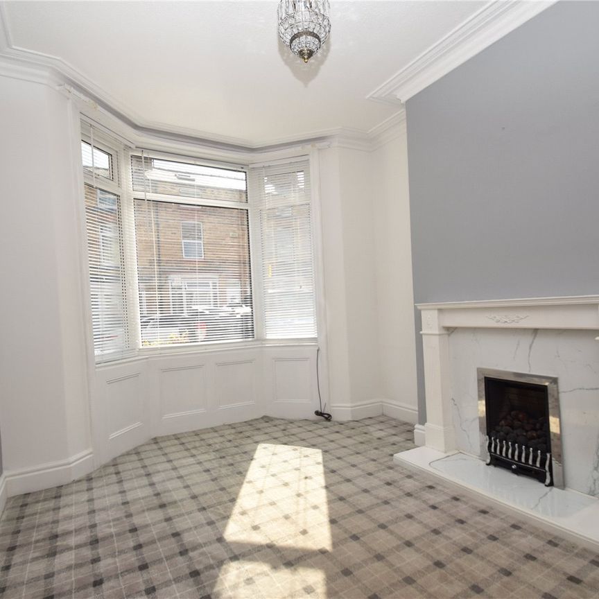 2 bed terraced house to rent in Murchison Street, Scarborough, YO12 - Photo 1