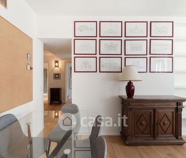 Quadrilocale in Affitto in Via Rovello a Milano - Photo 2