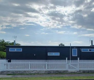 Semi-furnished New 2brm Pirimai - Photo 3