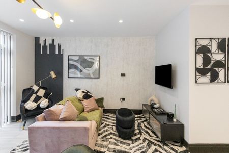 2 Bed Flat, London, N15 - Photo 2