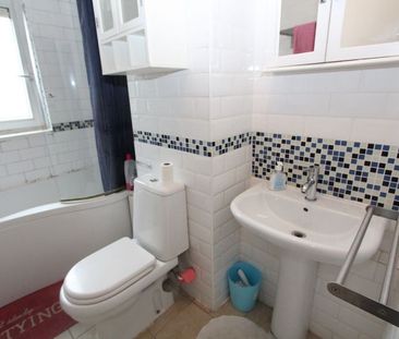 Room in a Shared Flat, Stayners Road, E1 - Photo 5