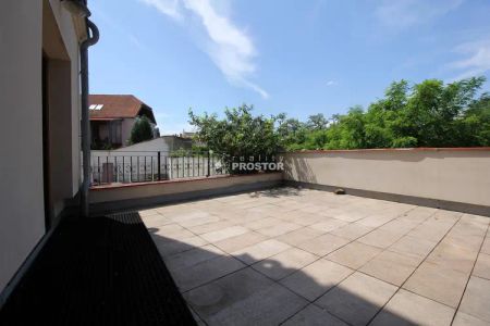 Exkluzivně nabízíme pronájem bytu 1+kk, 42,65 m - Fotografie 4