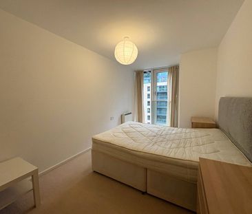 Millharbour, London, E14 9DT - Photo 5