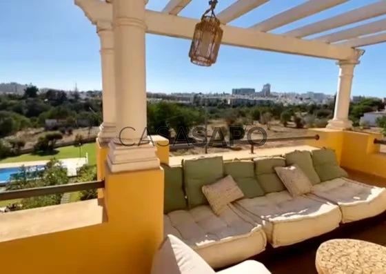 Moradia em Banda T2 para alugar em Albufeira
