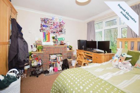 1 bedroom in a house share to rent - Photo 2