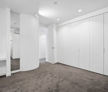 2 bedroom in Elm Apartments, close to Everything! - Photo 2