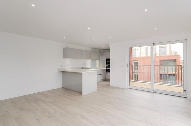 2 bedroom flat to rent - Photo 1