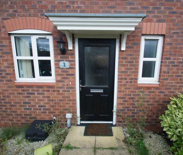 3 bedroom terraced house to rent - Photo 1